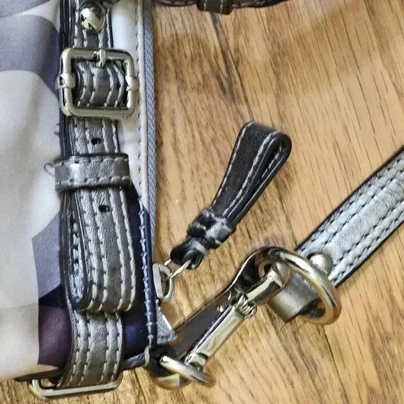 Coach Circle and Sequin Bag EUC - Picture 10 of 13